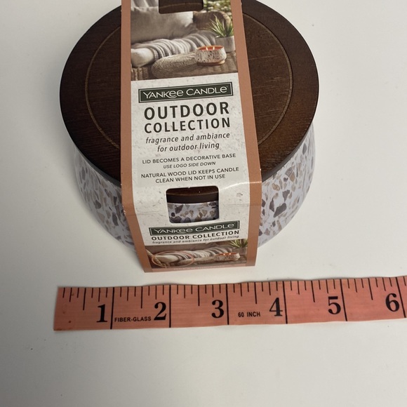 2/$20, 4/$35 - Lg Yankee Candle Set - Natural Wooden Top Doubles As Base!! - Picture 15 of 16